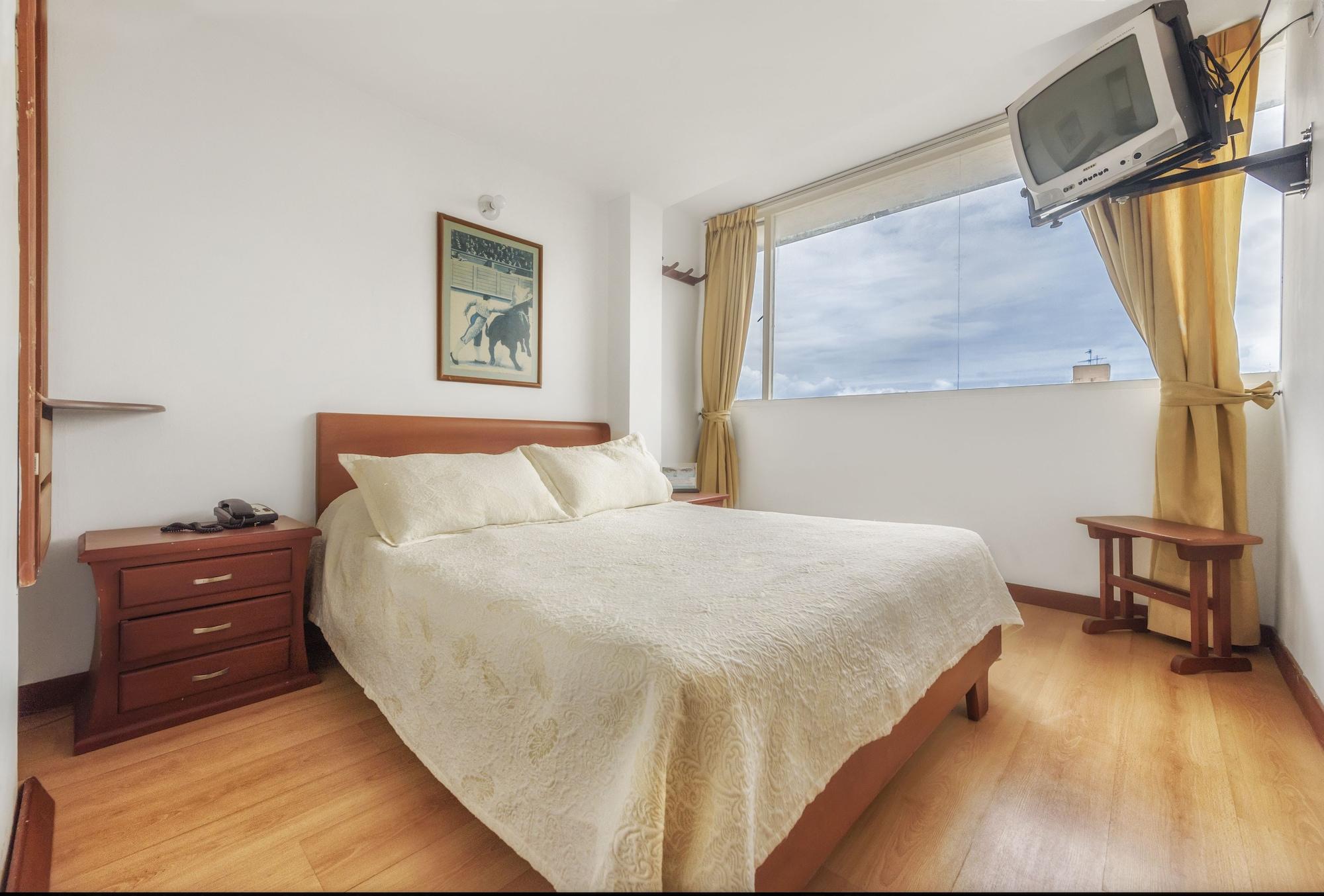Hotel Alicante Богота Экстерьер фото