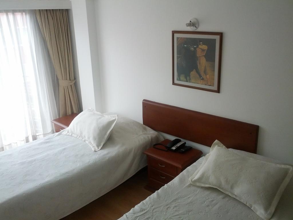 Hotel Alicante Богота Экстерьер фото
